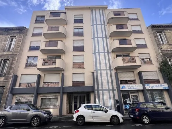 Studio 1 pièce 20 m²