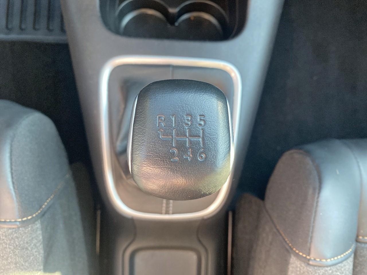 Citroën C3 1.5 bluehdi 100ch s&s shine pack e6.d — photo 23