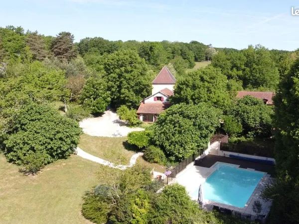 Maison 9 pièces 170 m²