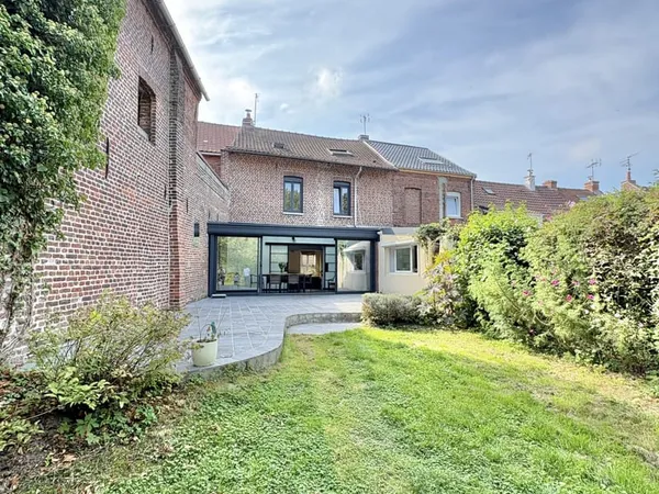Maison 7 pièces 140 m²