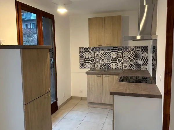 Appartement T2 lumineux de 46 m² - centre village