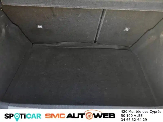 Opel Corsa 1.2 turbo 100 ch bva8 — photo 6