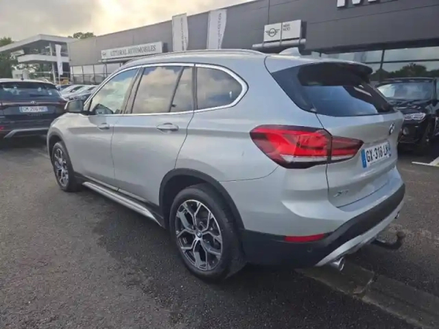 Bmw X1 sdrive18da 150ch xline — photo 13