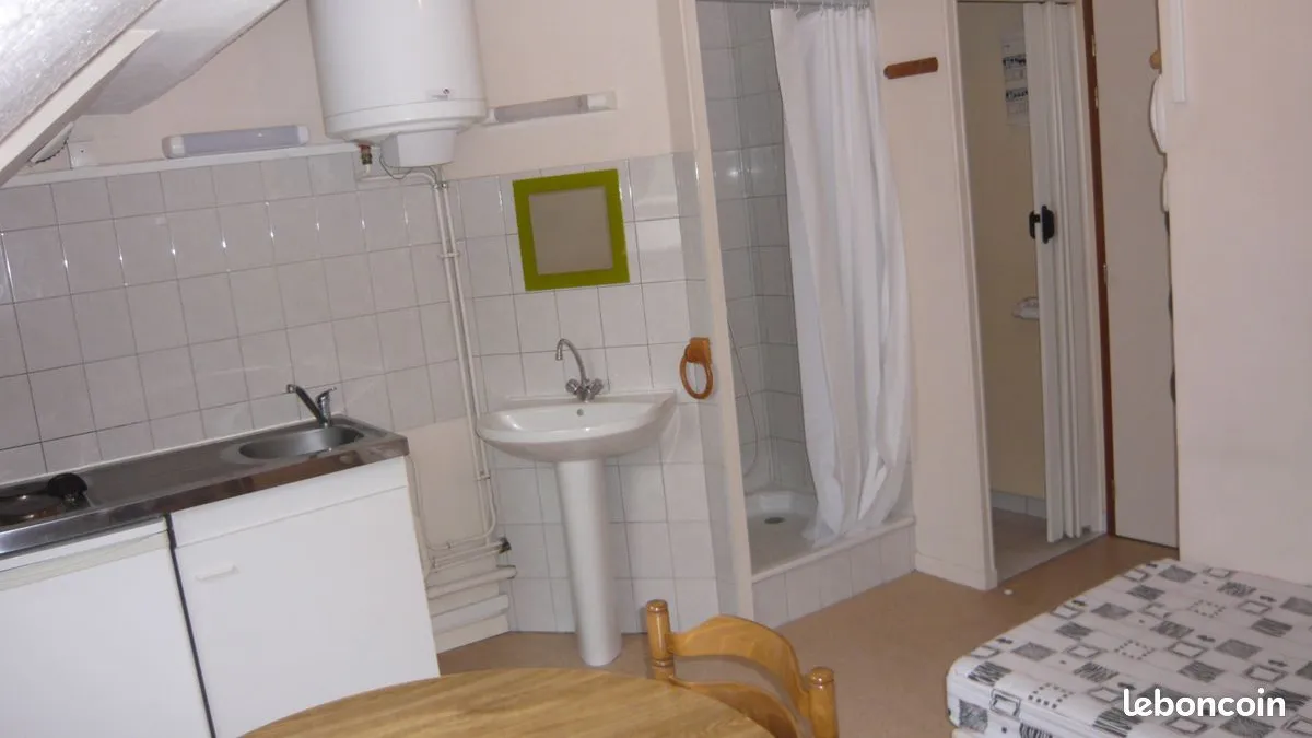Photo 1