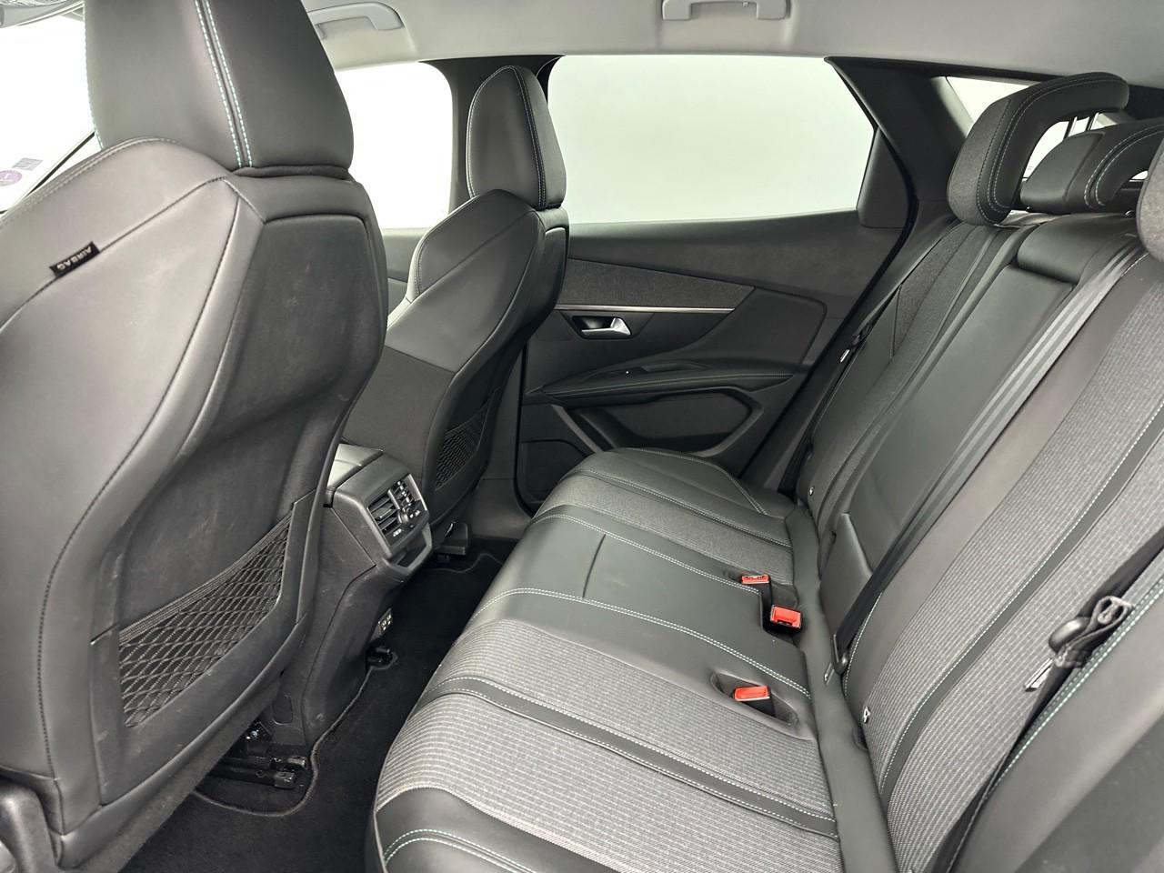 Peugeot 3008 hybrid 225 e-eat8 allure business — photo 12