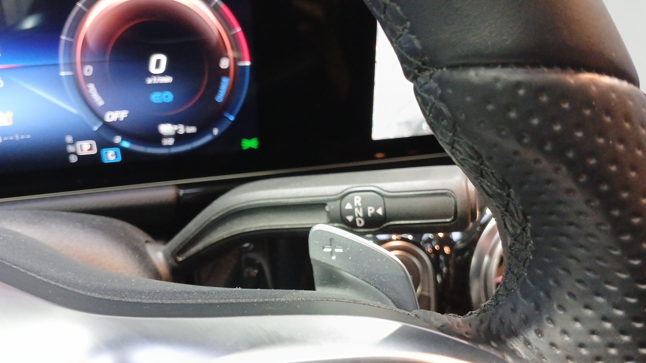 Mercedes GLA 250 e 8G-DCT — photo 21
