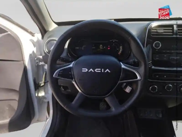 Dacia Spring 45ch essential — photo 12