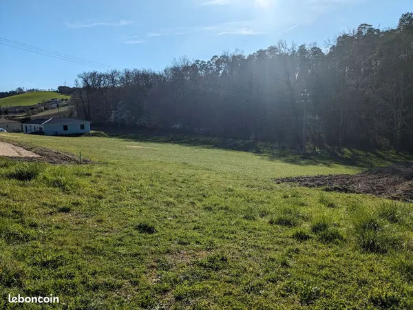 Terrain 1880 m² à Coursac