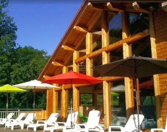 MONT-SAXONNEX - Piscine intérieure