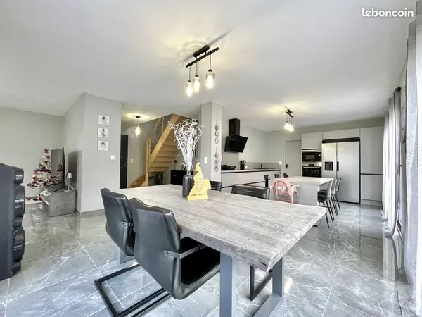 Maison de 2023 - 128m2