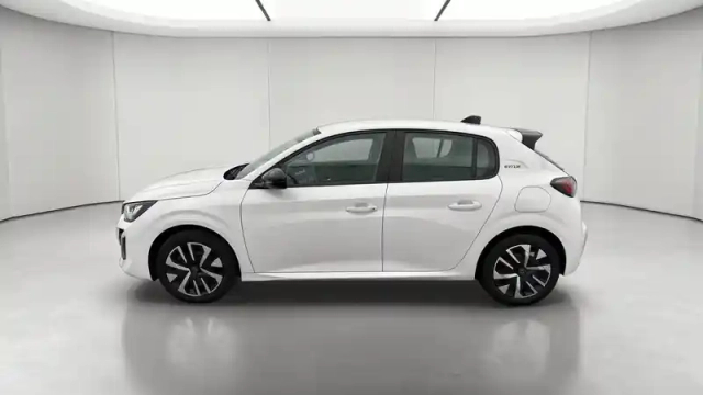 Peugeot 208 hybrid 100 e-dcs6 — photo 2
