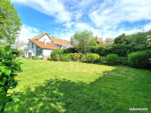 Propriété 12 pièces 320 m²