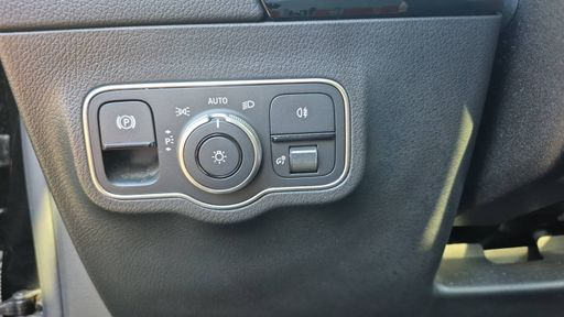 Mercedes Classe GLA 200 d 150 8G-DCT - AMG Line – 2023 – 63529 km – Diesel – Boîte Automatique — photo 2