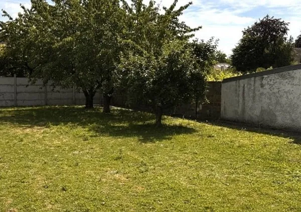 Terrain 690 m²