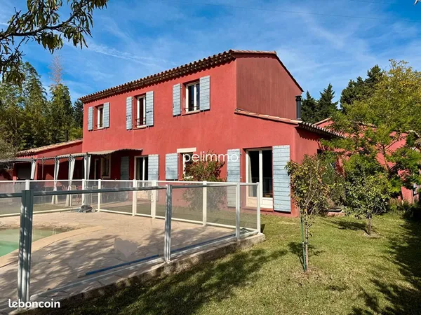 Maison 6 pièces 174 m²
