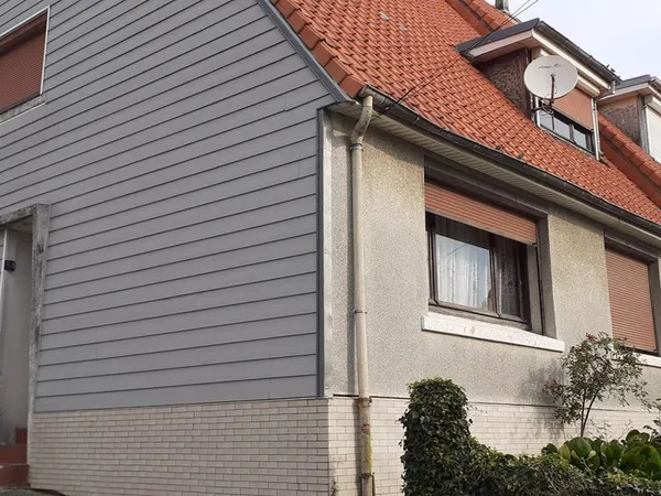 Maison semi-mitoyenne de 5-6 pièces, à rénover