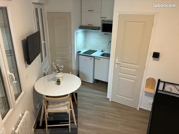 Studio meublé - 16m2 - Colombes