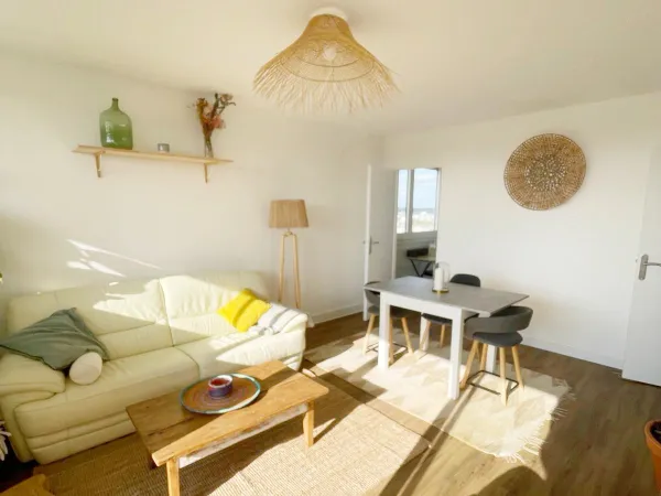 4 chambres, 10 min gare, meublé, refait à neuf