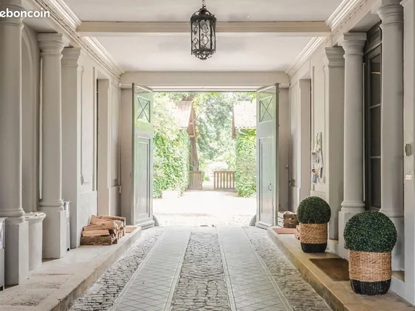 Maison 17 pièces 480 m²
