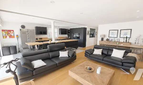 Appartement 6 pièces 119 m²
