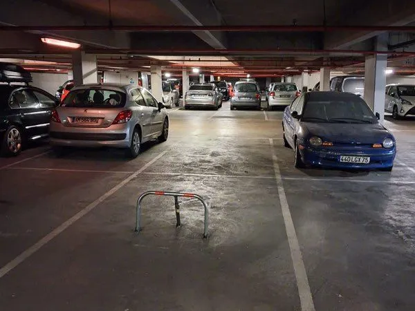 Vends lot places de Parking Paris 75019