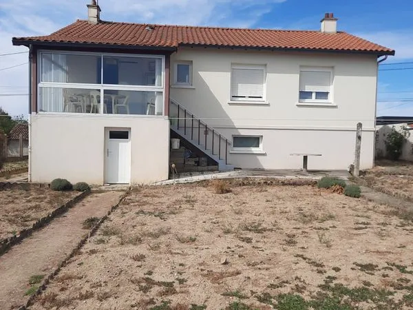 Maison avec jardin
