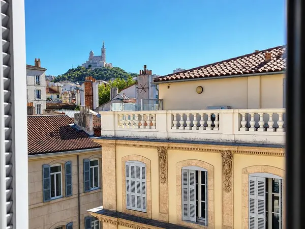 Location Bureau 45 rue Paradis 13001 Marseille