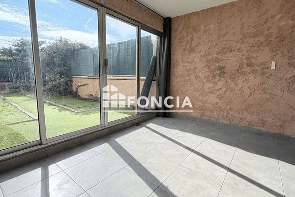 Studio 1 pièce 20 m²