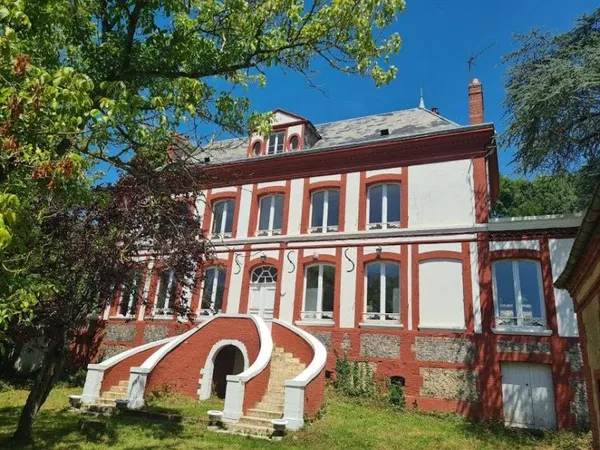 Maison 10 pièces 210 m²