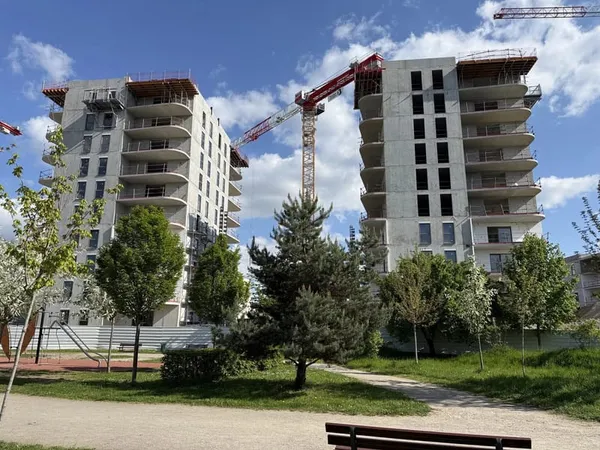4 PIECES 13EME ETAGE