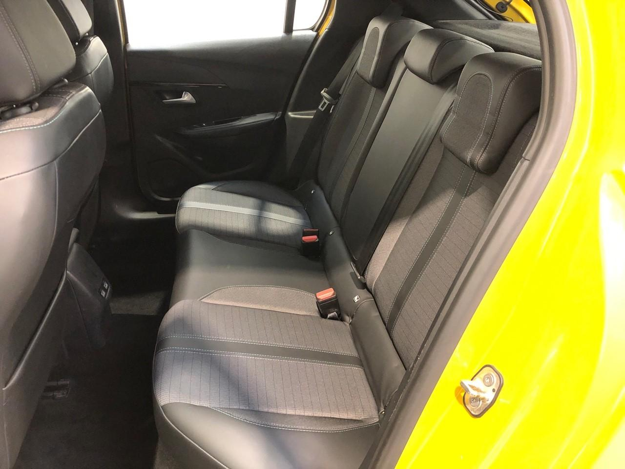Peugeot 208 puretech 100 s&s bvm6 allure — photo 13