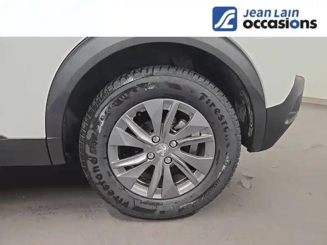 Peugeot 2008 puretech 130 s&amp;s eat8 — photo 9