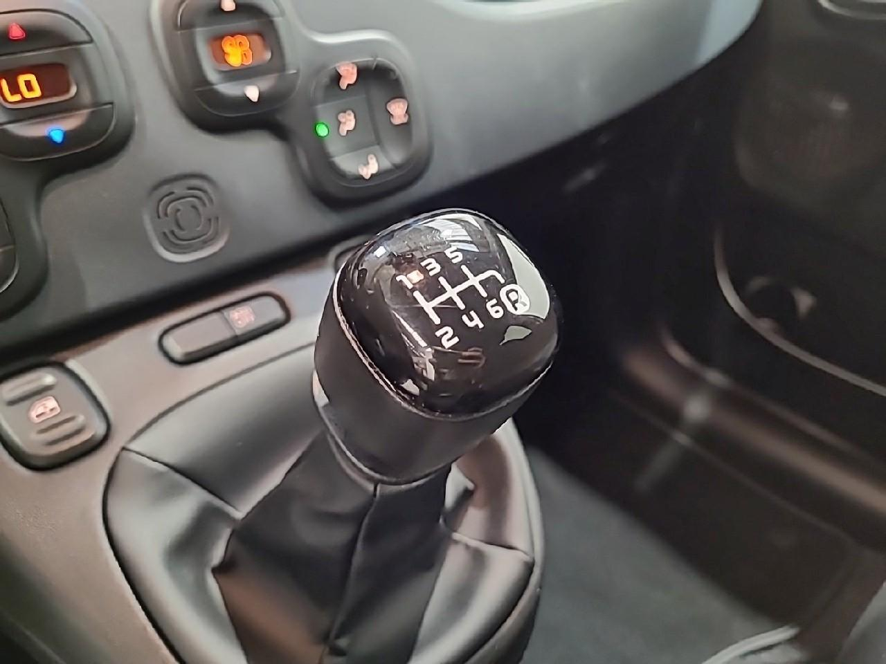 Fiat Panda 1.0 70 ch hybrid bsg s/s cross — photo 17