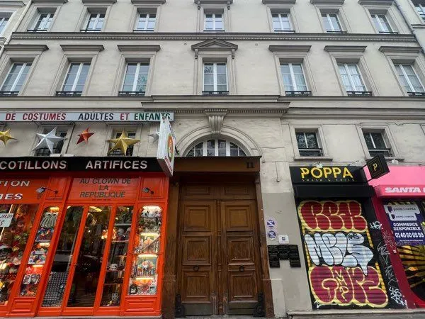 Studio - Place de la République