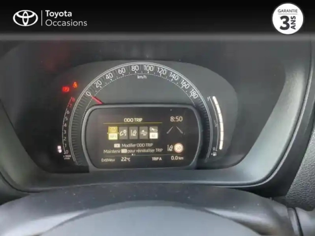 Toyota Aygo x 1.0 vvt-i 72ch dynamic my24 — photo 9