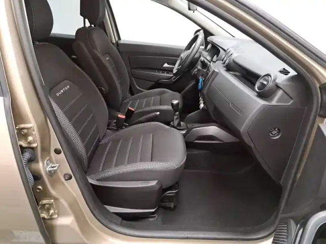 Dacia Duster blue dci 115 4x2 — photo 24