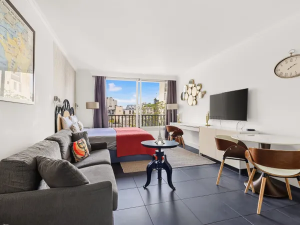 Vend studio calme et vue dégagée Paris 17 avec climatisation