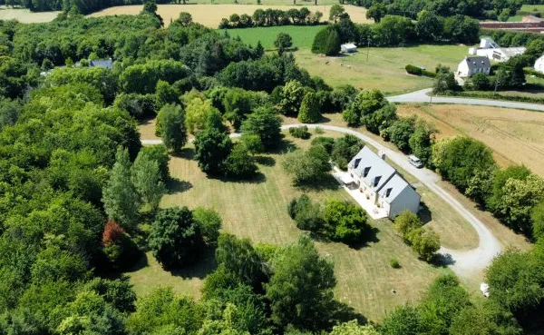 A vendre Maison Corseul 5 chambres proche Dinan 265m²