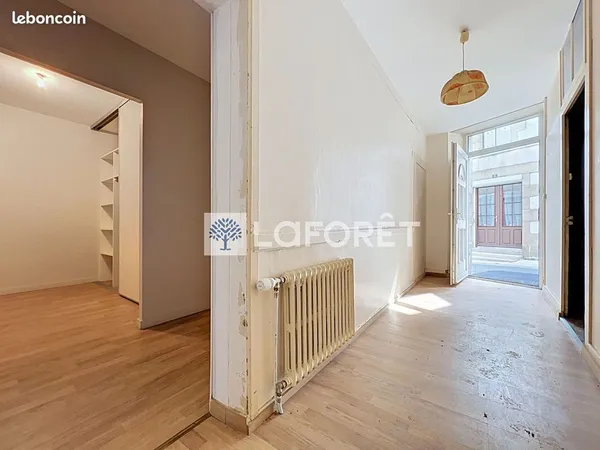 Maison 12 pièces 197 m²