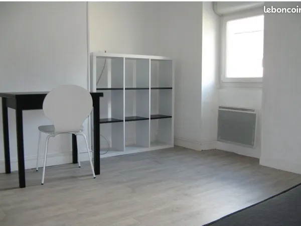 Studio T1 bis bressigny hyper centre angers