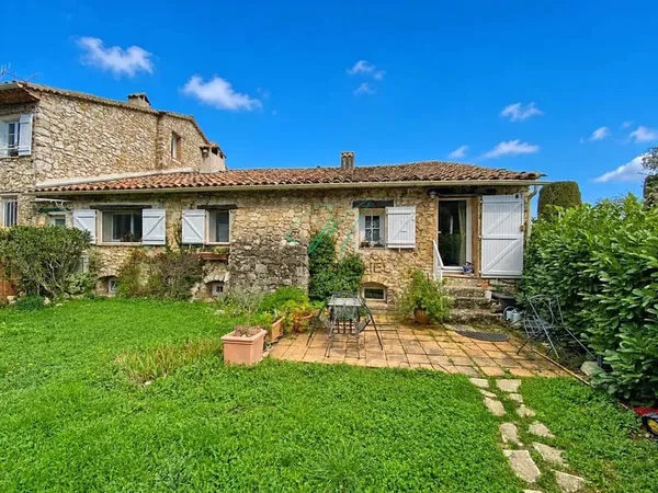 ROQUEFORT-LES-PINS : coup de coeur!