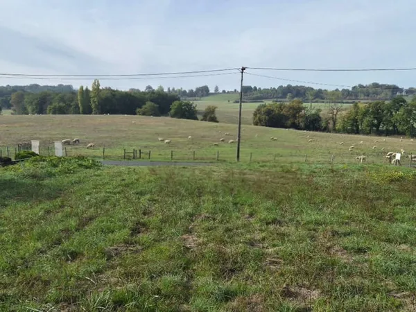 Terrain 1370 m²