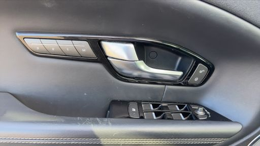 Land Rover Range Rover Evoque 2.0 TD4 150 - Business – 2016 – 101728 km – Diesel – Boîte Manuelle — photo 27
