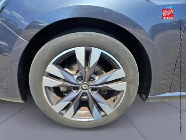 Renault Megane 1.3 tce 140ch fap intens edc — photo 10
