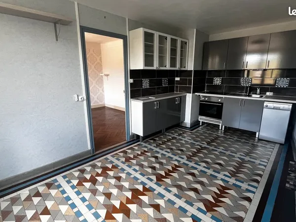 Maison de ville F3 triplex en très bon état
