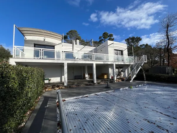 Maison moderne de qualité