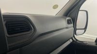 Renault Master F3500 L2H2 2.3 Blue dCi 135ch Confort Euro6 — photo 27
