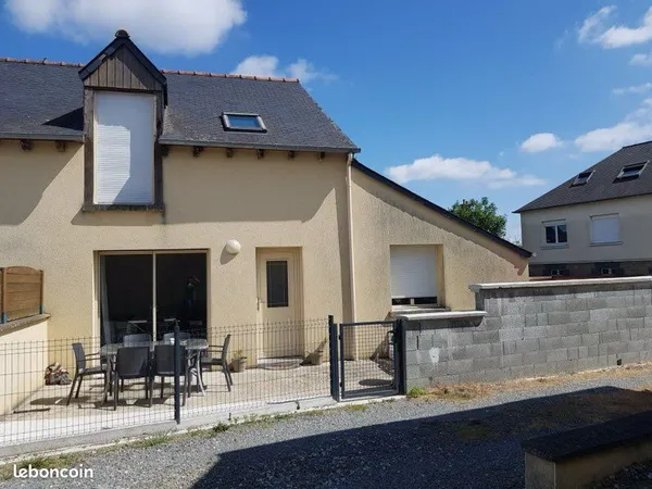 Maison Location Montauban-de-Bretagne 4p 96m² 850€