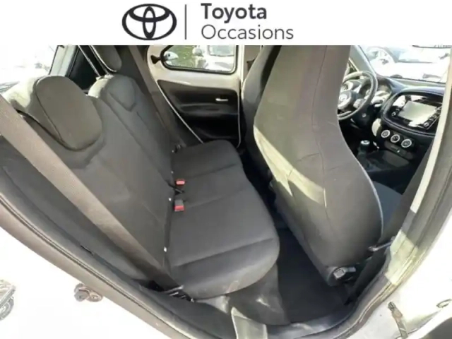Toyota Aygo x 1.0 vvt-i 72ch dynamic my24 — photo 14