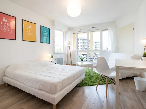 Loue chambre en colocation dans appartement -17m2 - Lyon
